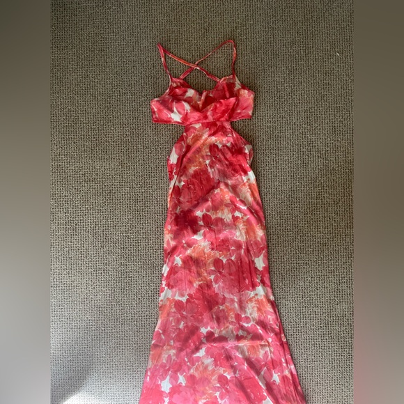 Pink Floral Waist Cut Out Dress ๐บ - Picture 5 of 9